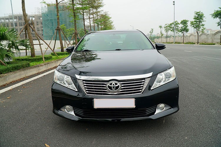 Can canh Toyota Camry 2014x ban hon 600 trieu o Ha Noi-Hinh-3