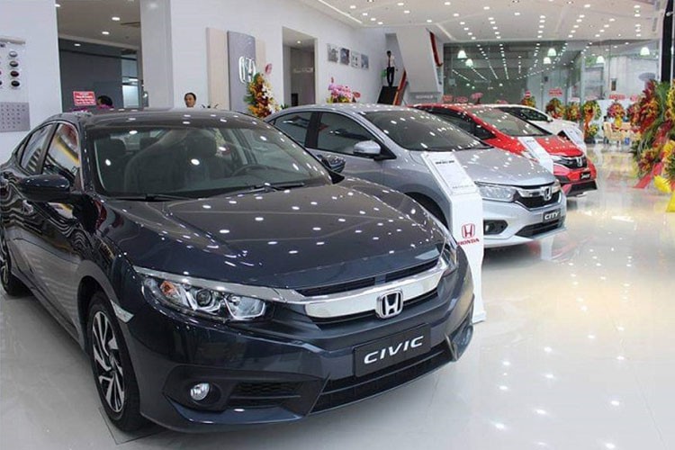 Civic, HR-V va Brio duoc Honda Viet Nam giam 100% phi truoc ba