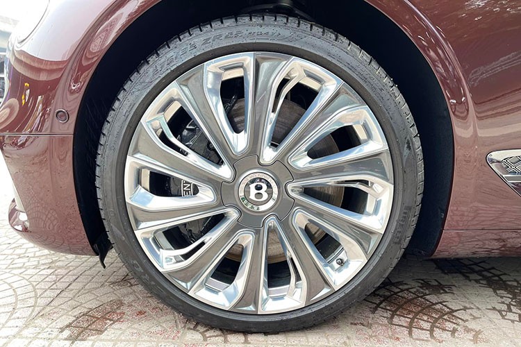 Bentley Continental GT bien “sanh rong” hon 20 ty tai Thai Nguyen-Hinh-5