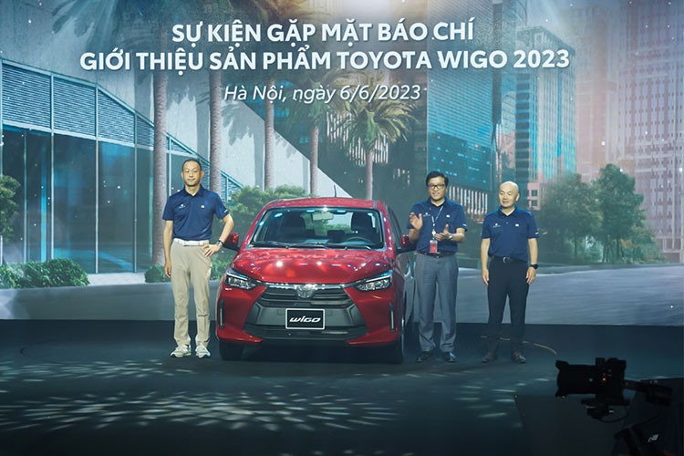 Toyota Wigo 2023 gia khoi diem 360 trieu dong