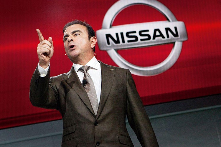 Cuu CEO Nissan doi boi thuong hon 23 nghin ty dong