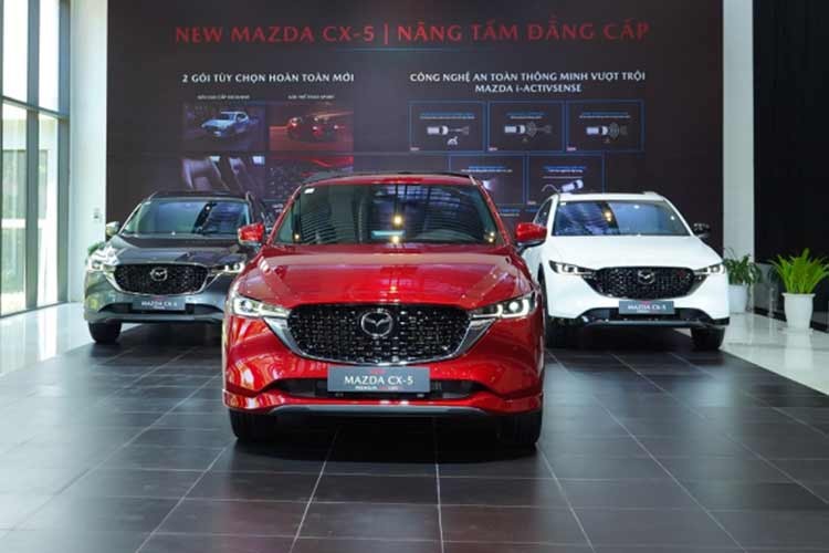 Mazda CX-5 2023 chay luot ban chi hon 700 trieu dong