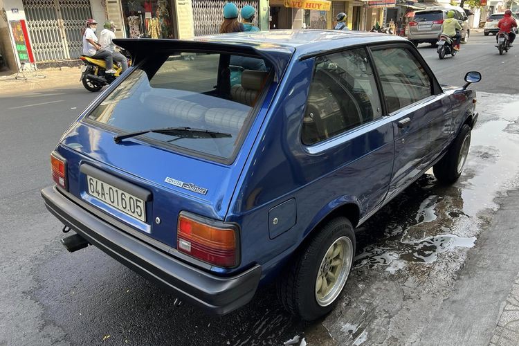 Chi tiet 'cu ong' Toyota Starlet 40 nam tuoi cua dai gia ca phe Trung Nguyen-Hinh-3