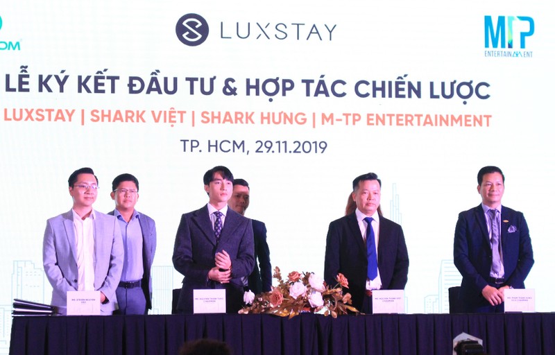 Son Tung M-TP bat tay voi Luxstay: ‘Phat sung mo man’ hop tac giua than tuong va startup