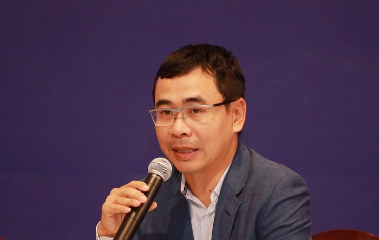 CEO To Hai dang ky mua 300.000 trieu co phieu VCI khi thi gia len 3 chu so