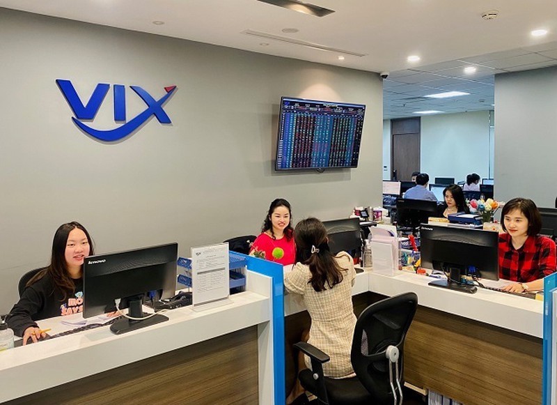 CEO Nguyen Van Tuan se nam gan 15% von Chung khoan VIX