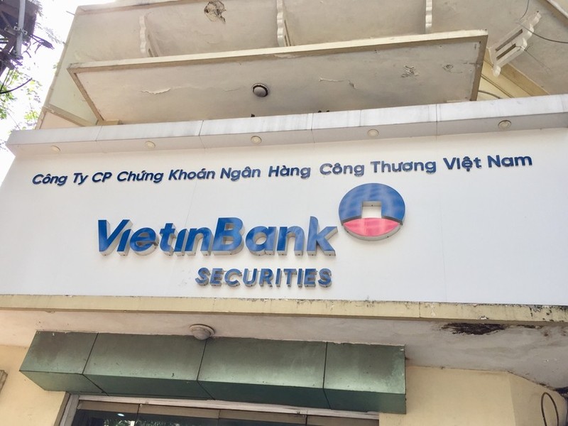 VietinBank Sercurities chia co tuc va thuong ty le 29%