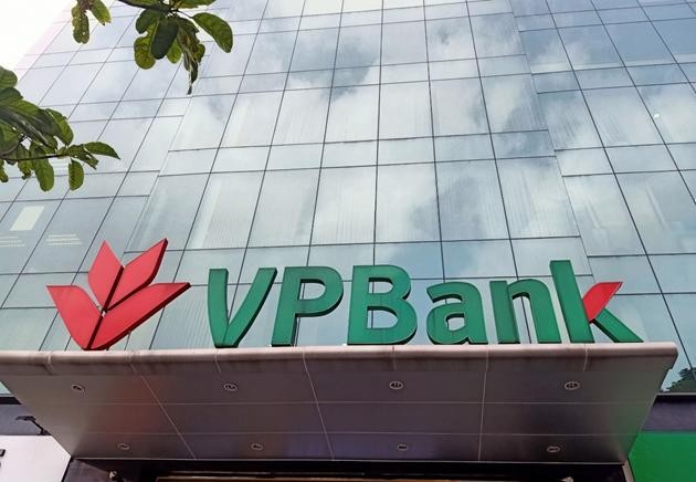 Di nguoc lo ngai SVB sup do, vi sao VPBank van tang manh 6%?