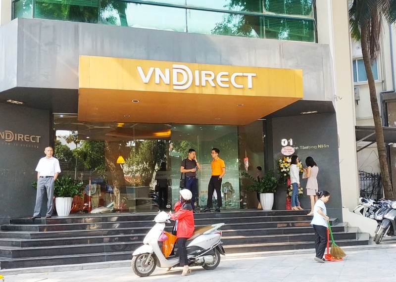 VNDirect len ke hoach chao ban co phieu, du thu ve gan 2.440 ty dong-Hinh-2