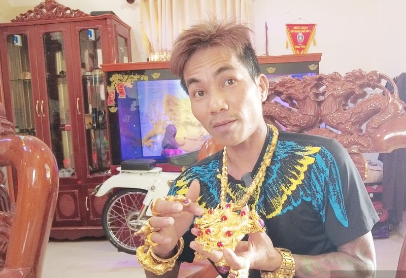 Dai gia Viet phu vang kin nguoi gay sot-Hinh-7