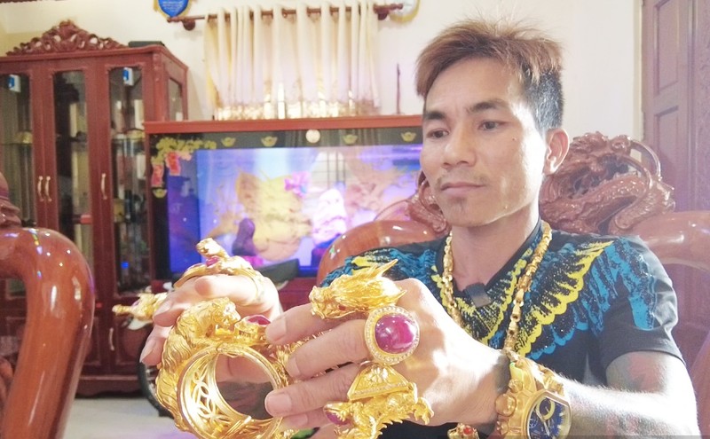 Dai gia Viet phu vang kin nguoi gay sot-Hinh-8