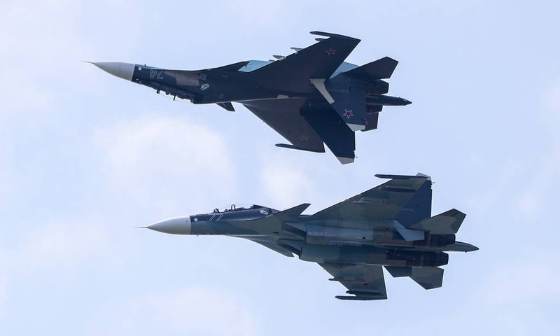 NATO tien sat bien gioi, Nga cap toc dua them Su-30SM ve phia Tay