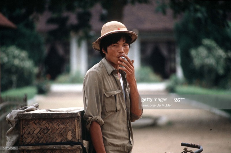 Loat anh 'chat lu' cua nguoi Ha Noi nam 1989-Hinh-8