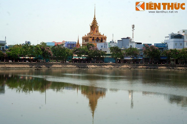Khong the bo qua chua Khmer khi du lich Can Tho