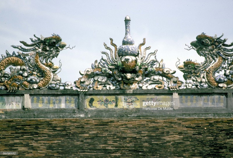 Khung canh binh di o Hoang thanh Hue nam 1989-Hinh-12