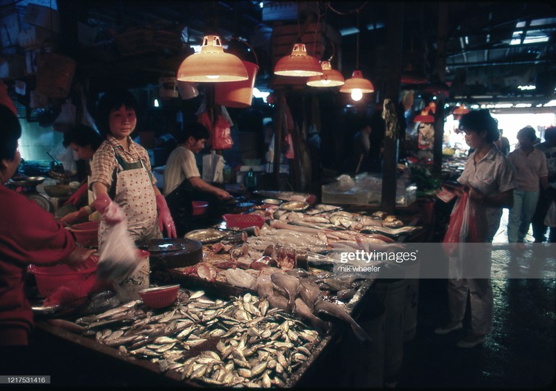 Loat anh phai xem ve Hong Kong thap nien 1970-1980-Hinh-11