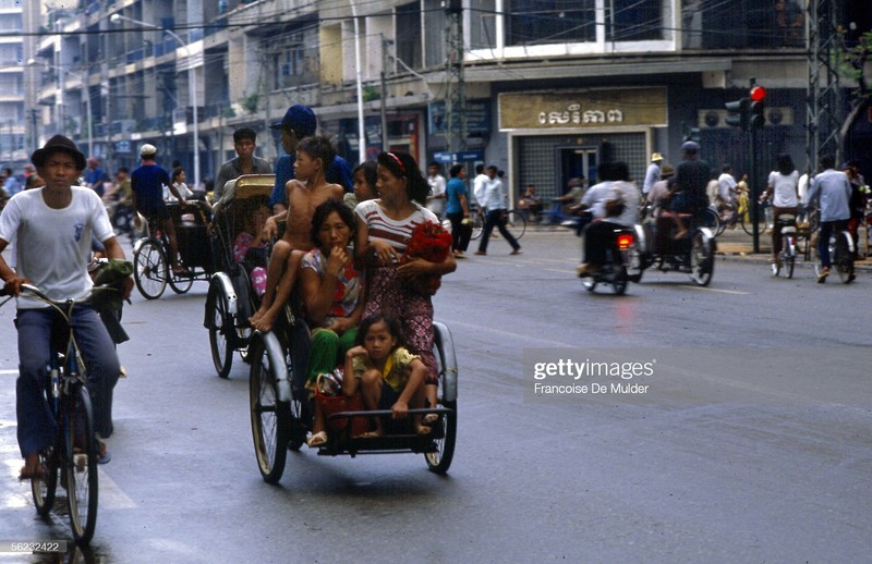 Phnom Penh nam 1989 cuc binh yen qua anh cua nguoi Phap
