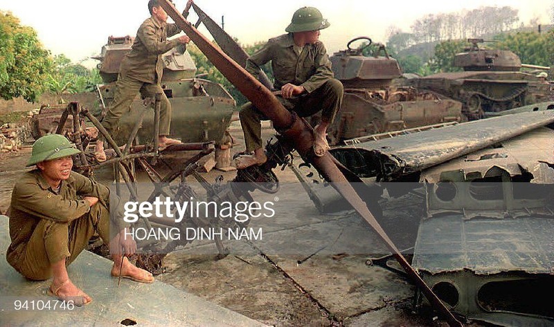 Viet Nam nam 1994 cuc bat ngo qua loat anh hiem-Hinh-7