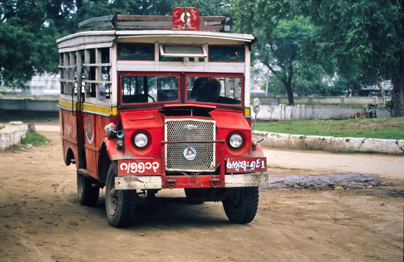 Nhung khung canh thu vi ve dat nuoc Myanmar nam 1992-Hinh-5