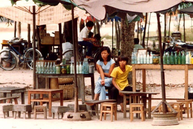 Chum anh cuoc song nguoi dan o Nha Trang nam 1988-Hinh-5