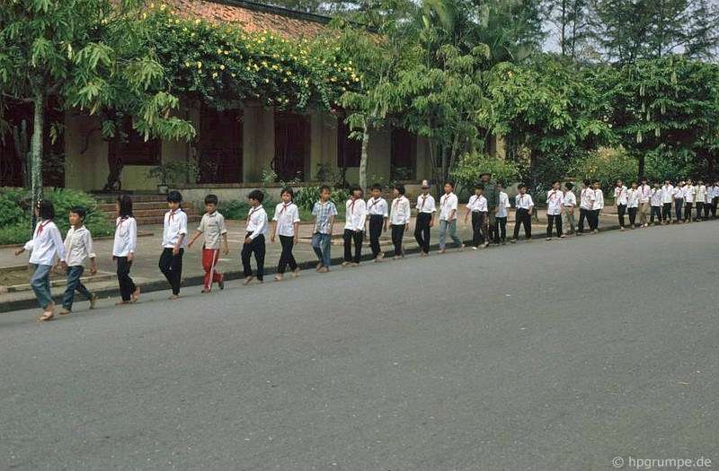Boi hoi nhin lai Quang truong Ba Dinh nhung nam 1980-1990-Hinh-5