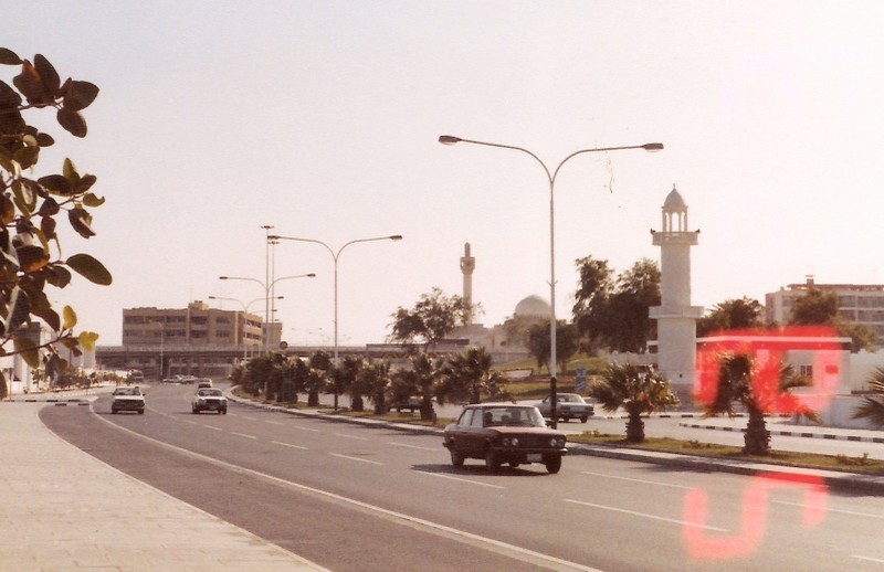 Co mot dat nuoc Qatar thap nien 1980 dac biet nhu the-Hinh-6