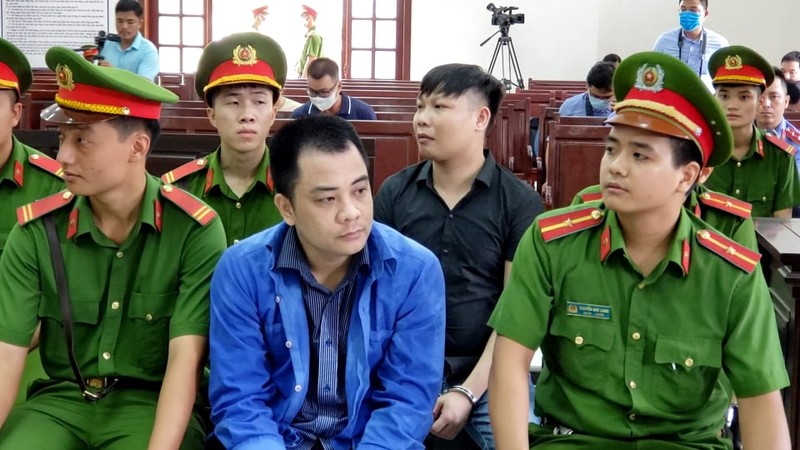 Truy to giam doc Giam doc Cong ty TNHH Phu Gia Luong goi dien giang ho vay chan xe cho cong an o tinh Dong Nai-Hinh-2