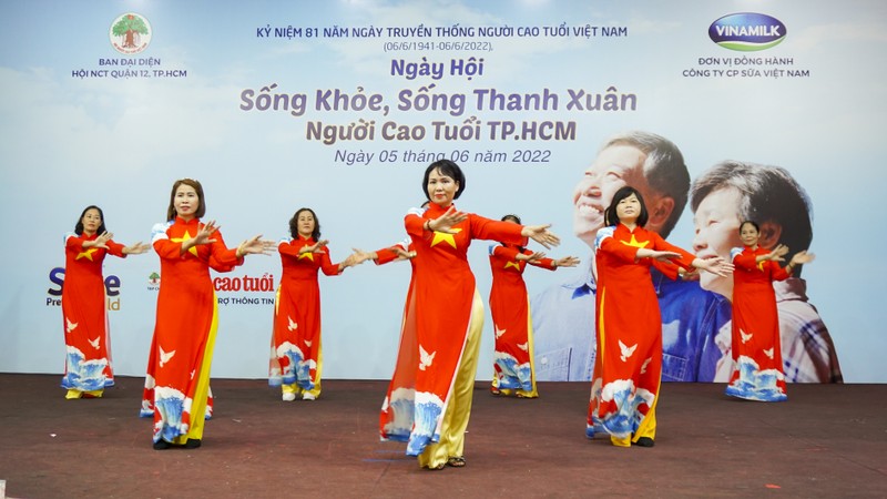 Vinamilk dong hanh cung VTV thuc hien chuong trinh dac biet “Viet Nam Vui Khoe“-Hinh-4