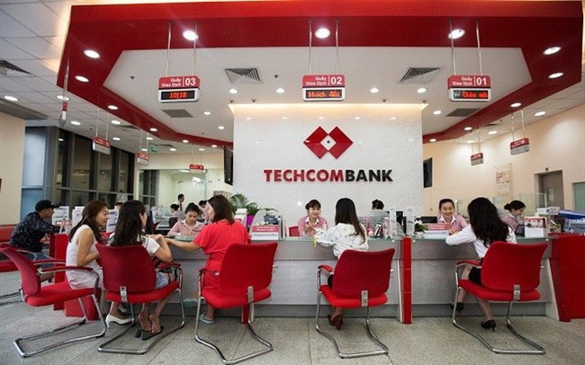 Sau Pho tong, den Dragon Capital cung thao chay khoi co phieu Techcombank