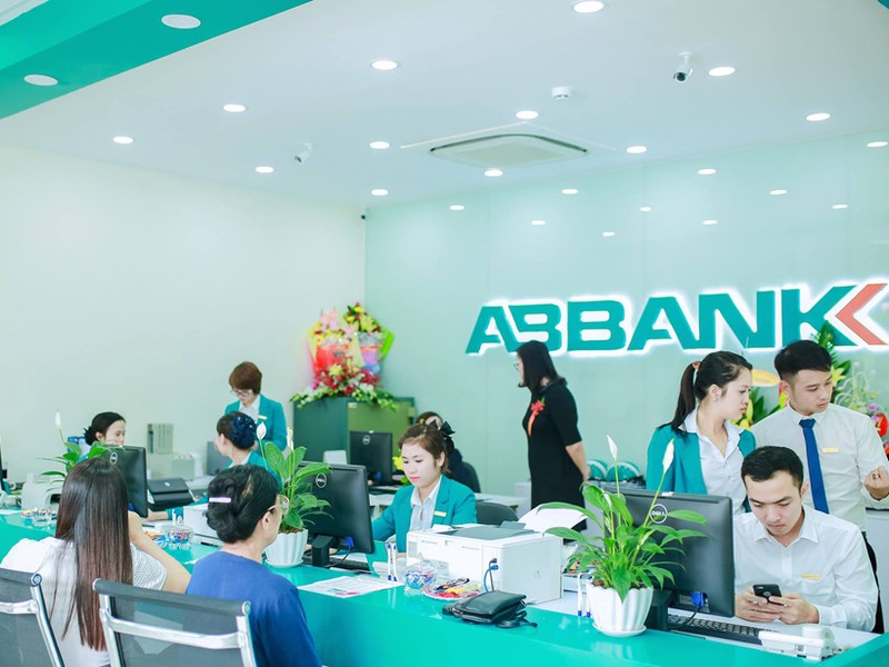 ABBank bao loi nhuan quy 2 lao doc 71%, no xau tang len 2,73%