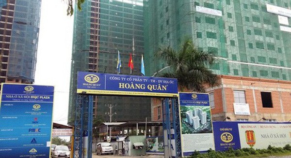 Hoang Quan kinh doanh eo uot, mot ca nhan van chi hang ty dong mua co phieu HQC