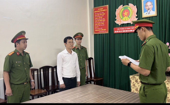 Tam giam cuu chu nhiem Doan Luat su Vinh Long lien quan vu an Nguyen Phuong Hang-Hinh-3