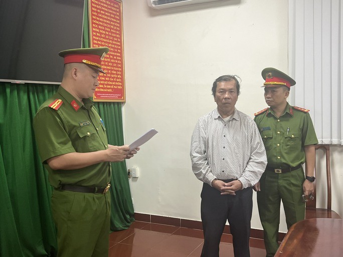 Tam giam cuu chu nhiem Doan Luat su Vinh Long lien quan vu an Nguyen Phuong Hang