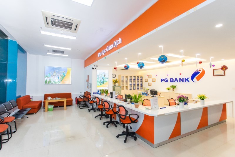 PG Bank thay doi 'ghe nong' sau khi Petrolimex thoai von