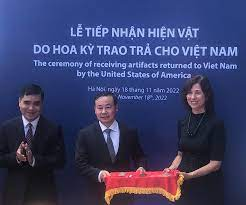 Kham pha 10 co vat vo gia vua tro ve Viet Nam-Hinh-14