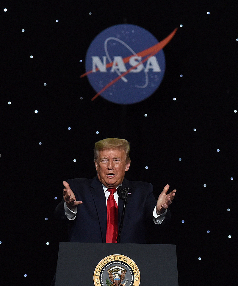 Vi sao NASA chi co the hua len Mat trang som nhat vao nam 2025?-Hinh-8