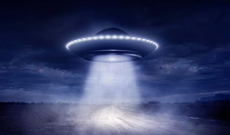 Tim thay xac cua UFO trong tuyet o Nam Cuc?