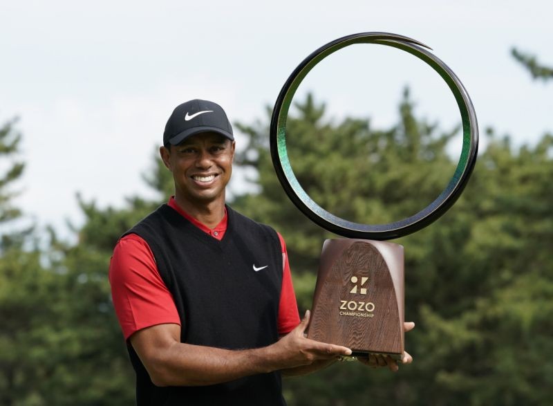 Tiger Woods can bang ky luc 82 danh hieu PGA Tour cua Sam Snead