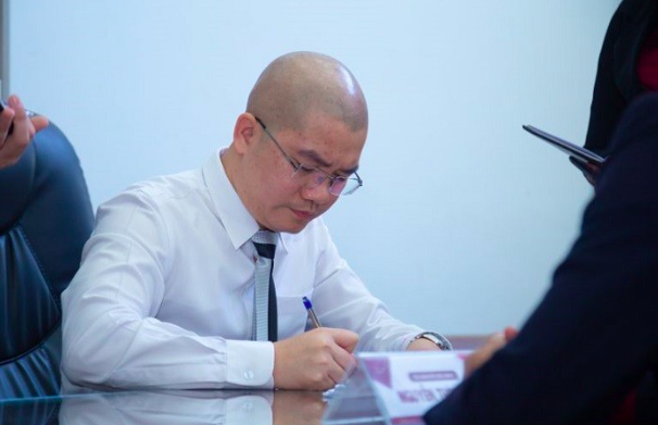 Vu Alibaba: Bat giam 13 nguoi tiep tay cho Nguyen Thai Luyen