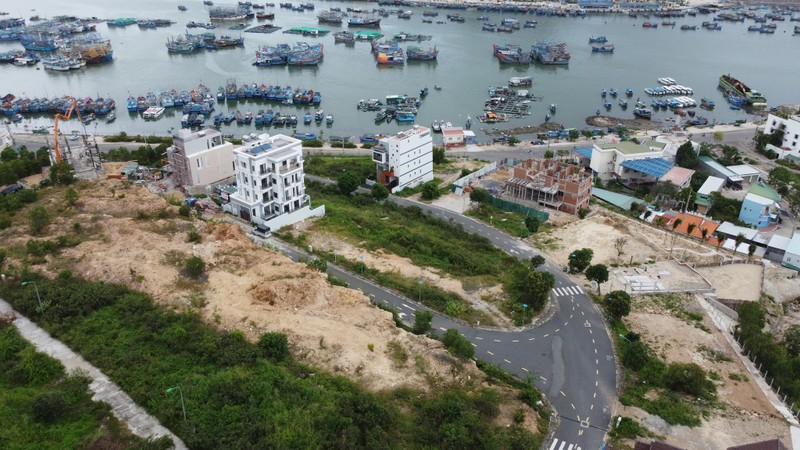 Hang loat sai pham tai du an Nha Trang Seapark