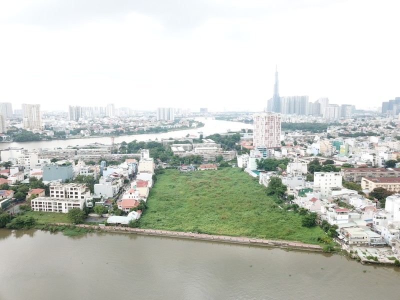 Toan canh khu dat 'vang' du an Dai An Saigon Riverside bi bo hoang 12 nam
