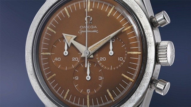 Can canh dong ho Omega Speedmaster 1957 tri gia 3,4 trieu USD-Hinh-2