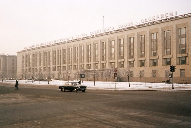 Thanh pho Leningrad nam 1985 doc la qua ong kinh du khach-Hinh-11