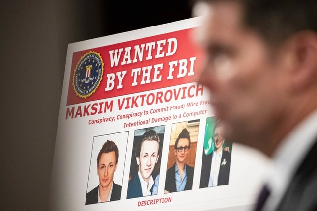 DU FBI dang san lung nhung hacker Nga van co cuoc song day xa hoa-Hinh-7