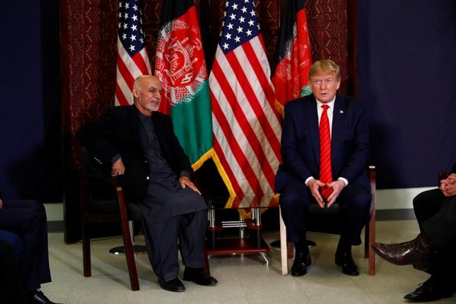 Den Afghanistan, Tong thong Trump dich than phuc vu do an cho linh My-Hinh-10
