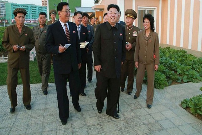 Nhung lan Chu tich Trieu Tien Kim Jong-un vang mat roi tai xuat bat ngo-Hinh-5