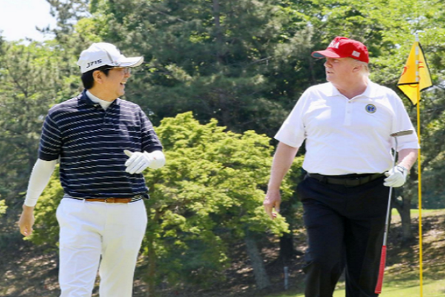 Nhung lan Thu tuong Abe 'ngoai giao san golf' voi Tong thong Trump-Hinh-4