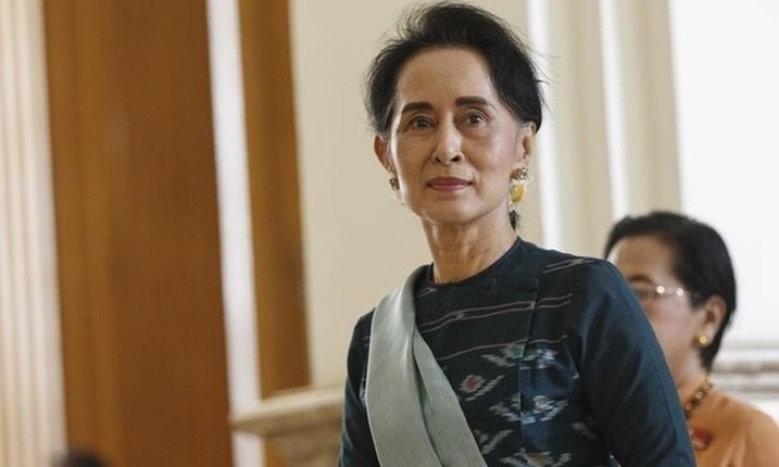 Biet gi ve lanh dao Myanmar Aung San Suu Kyi vua bi bat?-Hinh-12