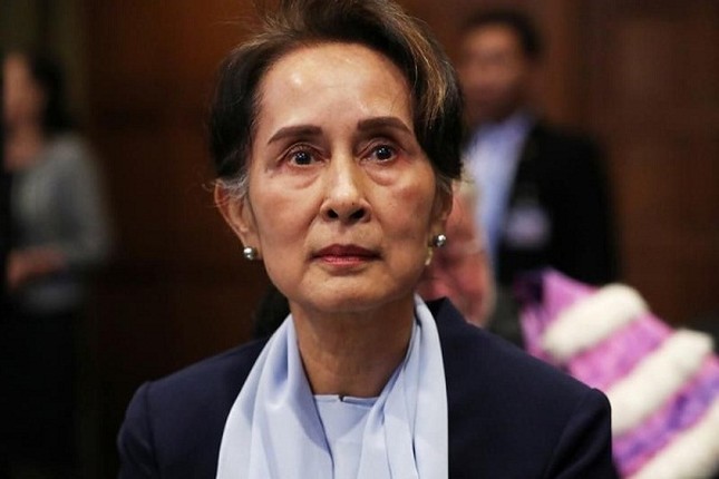 Biet gi ve lanh dao Myanmar Aung San Suu Kyi vua bi bat?