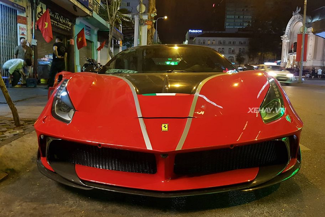 Sieu xe Ferrari 488 GTB do Mansory doc nhat vo nhi o Viet Nam-Hinh-6